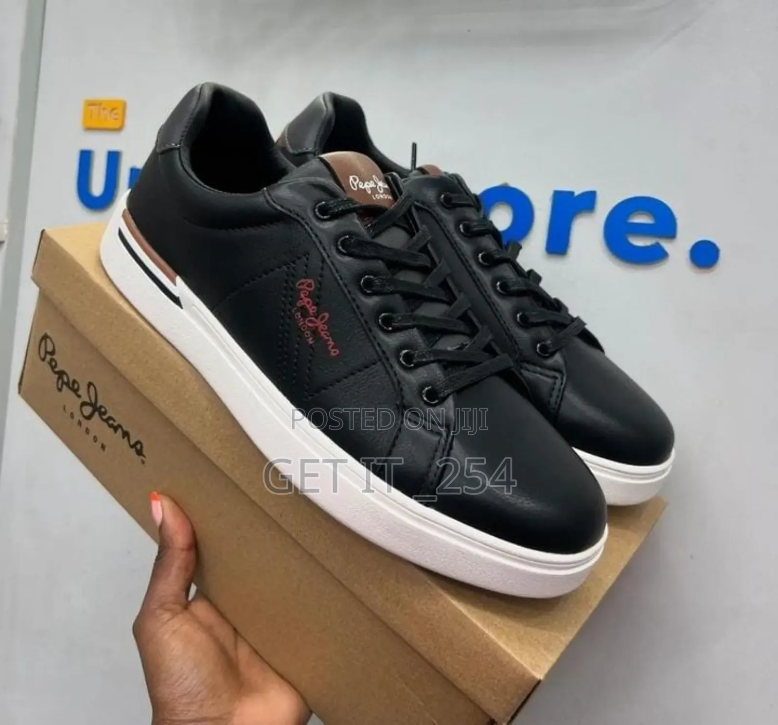 Pepe Jeans
Size 40__45