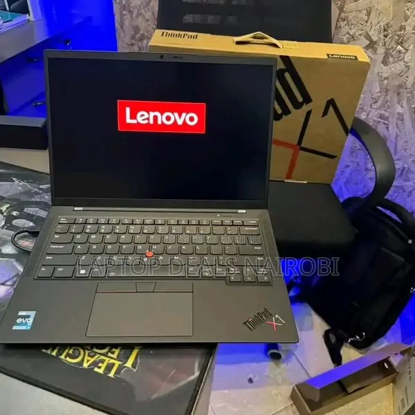 Laptop Lenovo ThinkPad X1 Yoga Gen 8 16GB Intel Core I7 SSD 512GB