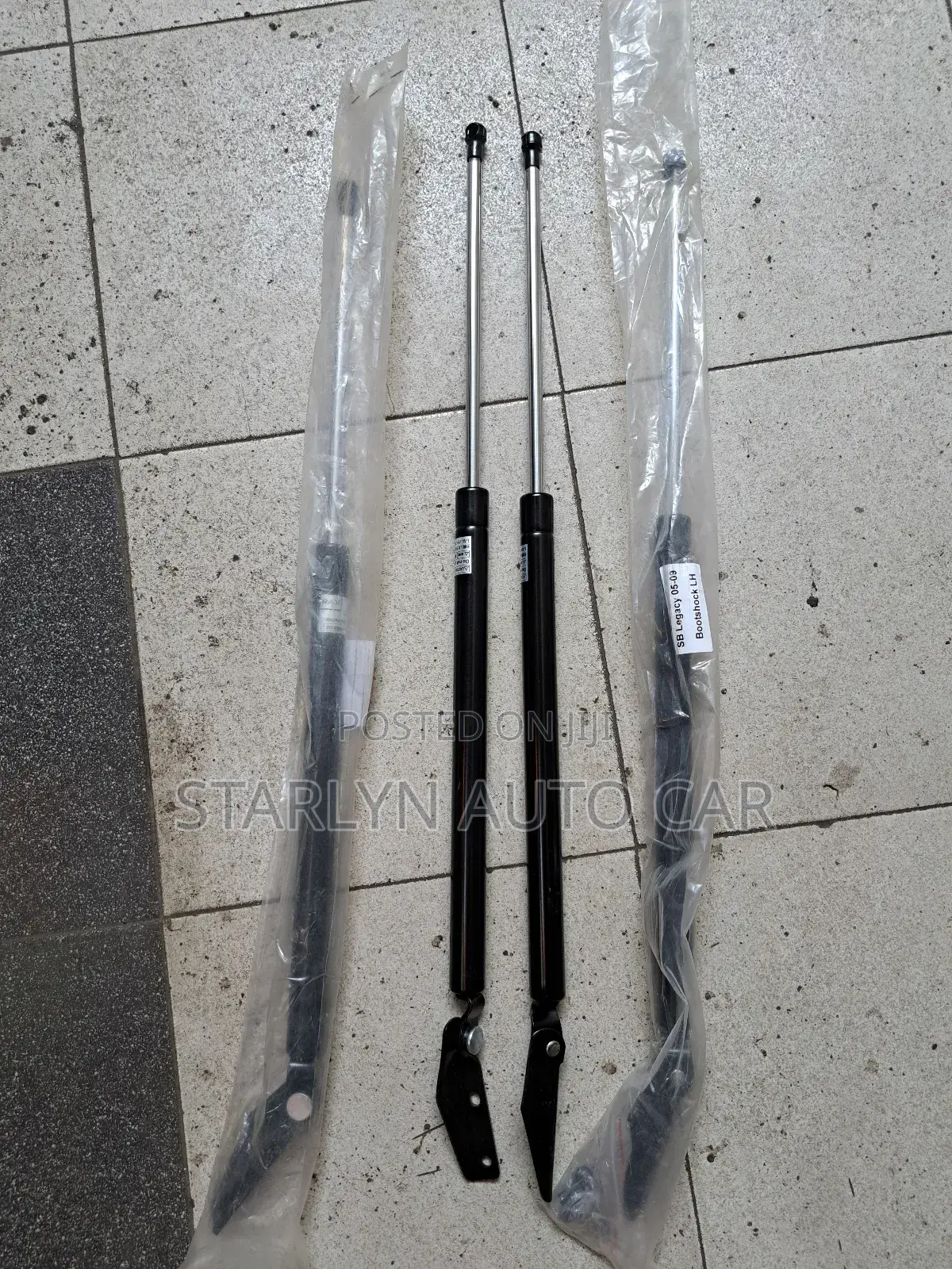 Boot Shock Subaru Legacy 2006