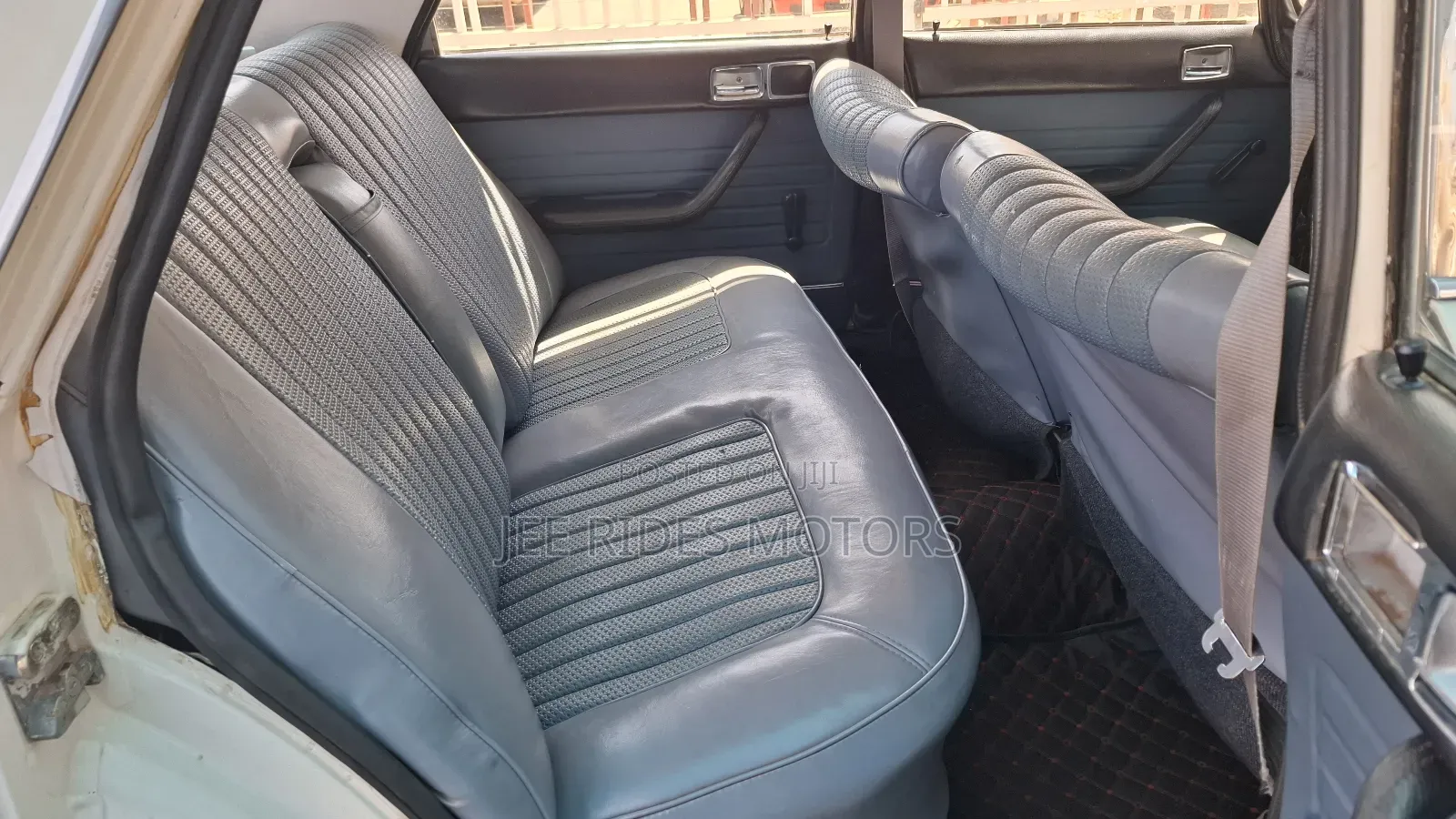 Peugeot 404 1965 White