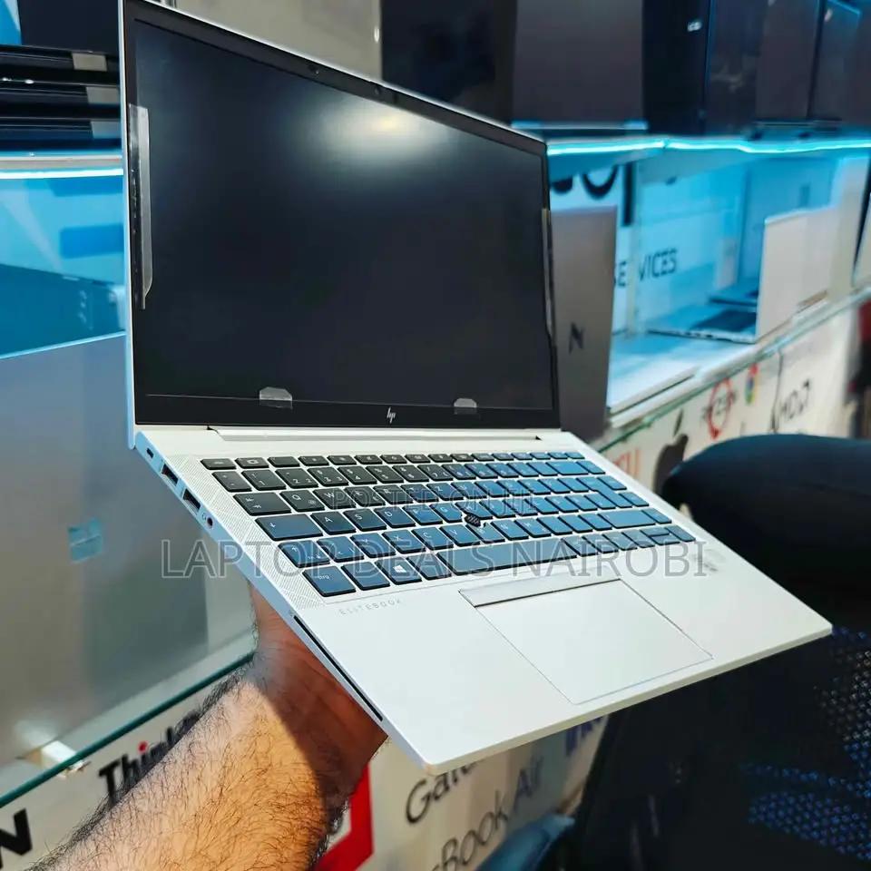 Laptop HP EliteBook 830 G7 16GB Intel Core I5 SSD 256GB
