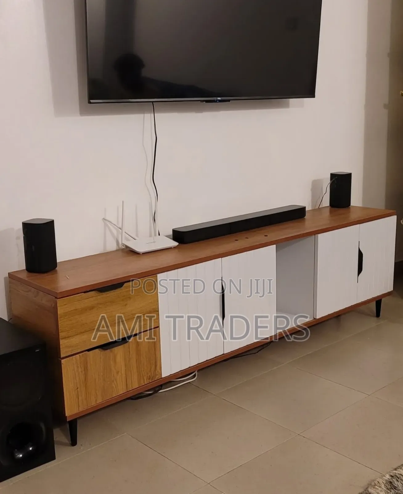 Modern Television Stand (6ft)