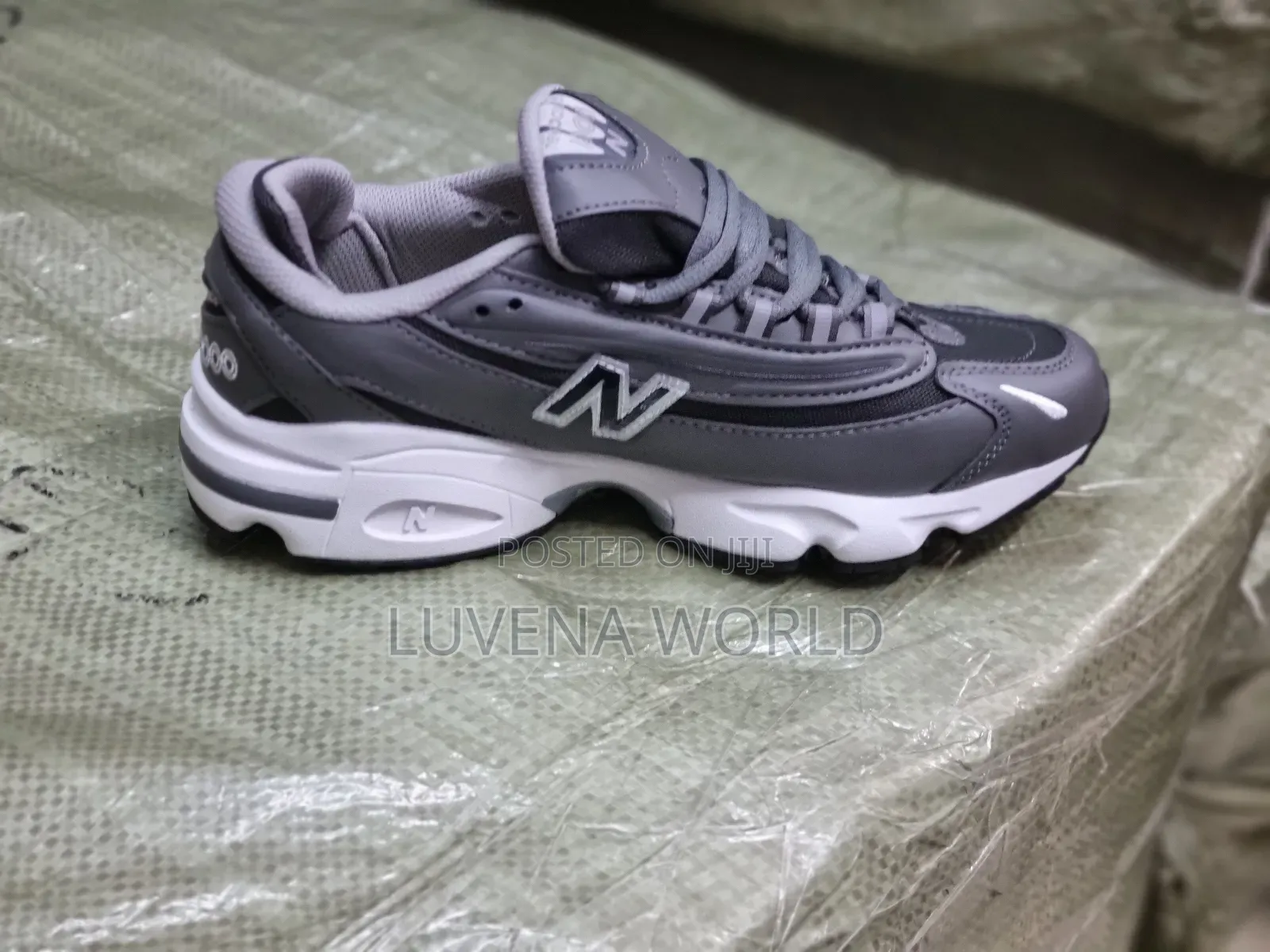 New Balanc 1000