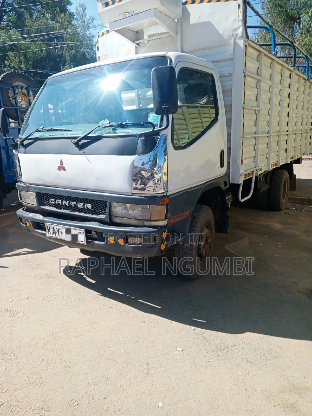 Mitsubishi Canter Kay