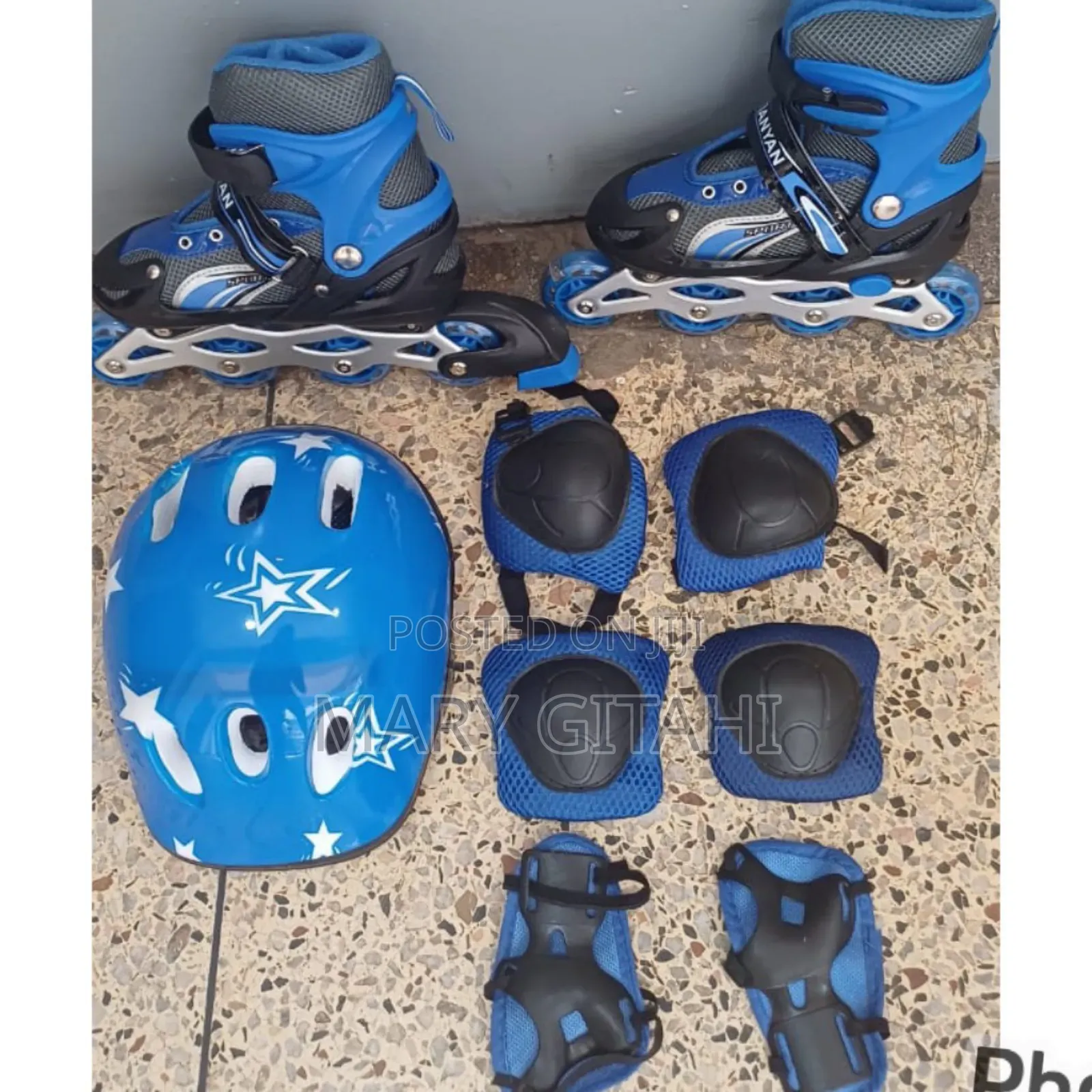 *Skating Shoes*
 Sizes Available From 31 to 41