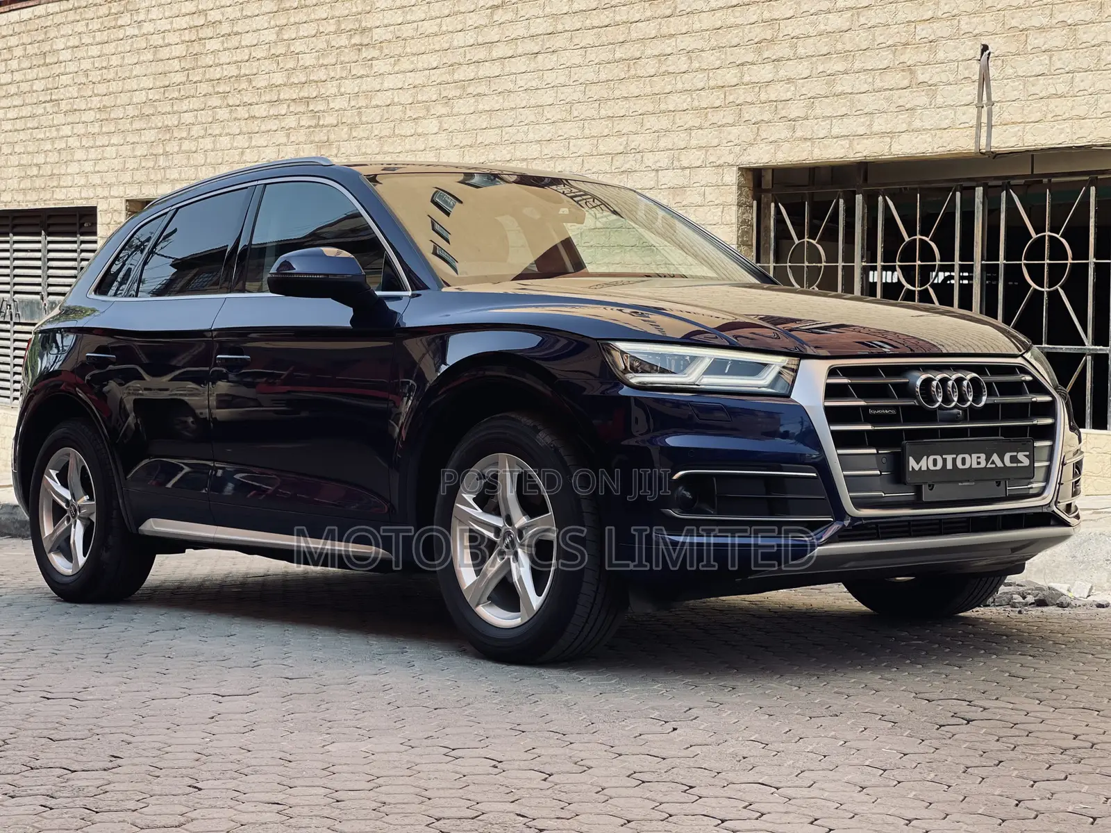 Audi Q5 2.0T Premium AWD quattro 2018 Blue