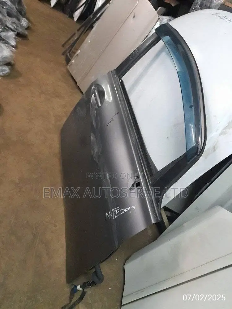 Front Door Nissan Note 2012 / 2013