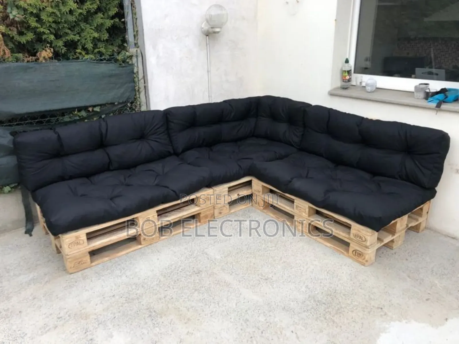 Customizable Pallet Cushions
