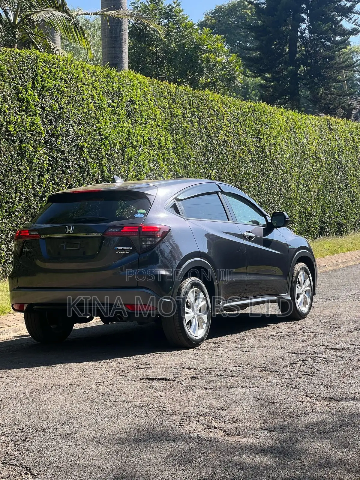 Honda Vezel 1.5 Hybrid 4WD 2018 Matt Black