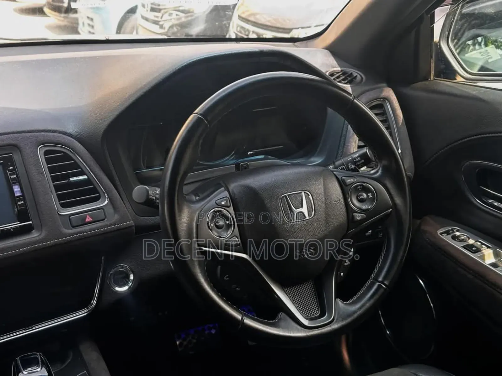 Honda Vezel 1.5 Hybrid 2WD 2019 Black