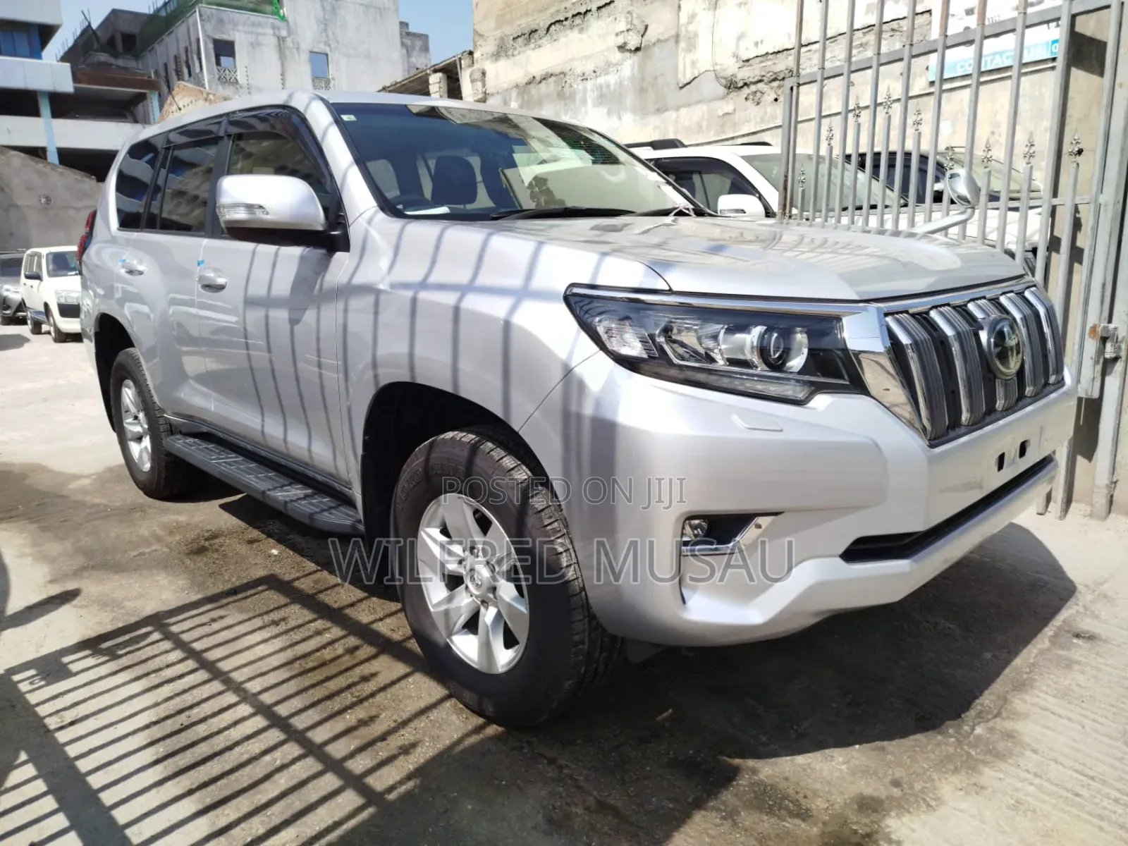 Toyota Land Cruiser Prado 2019 Silver