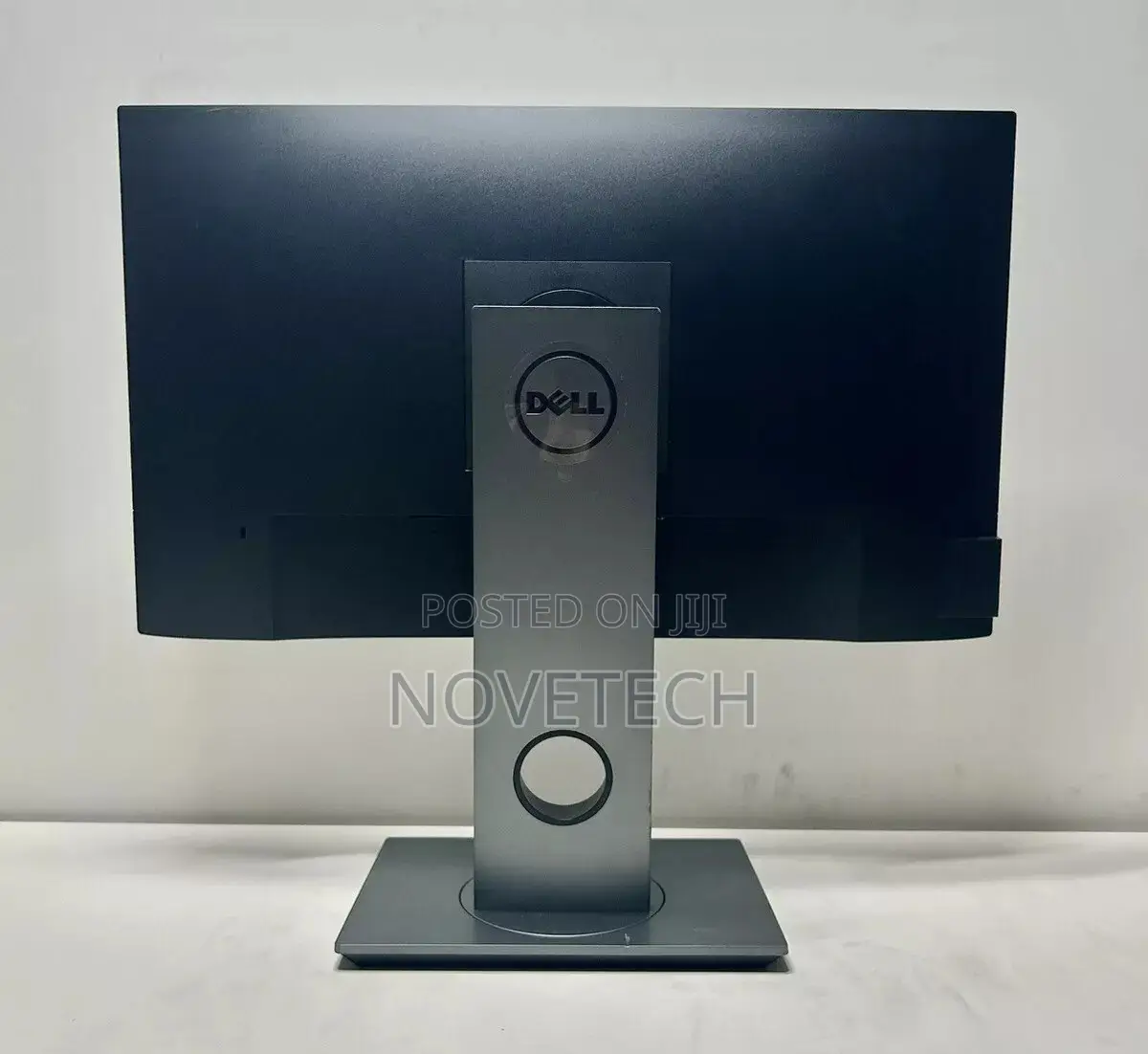 Dell P2419h 24" Inch 1920 X 1080 Hdmi Monitor Edge to Edge