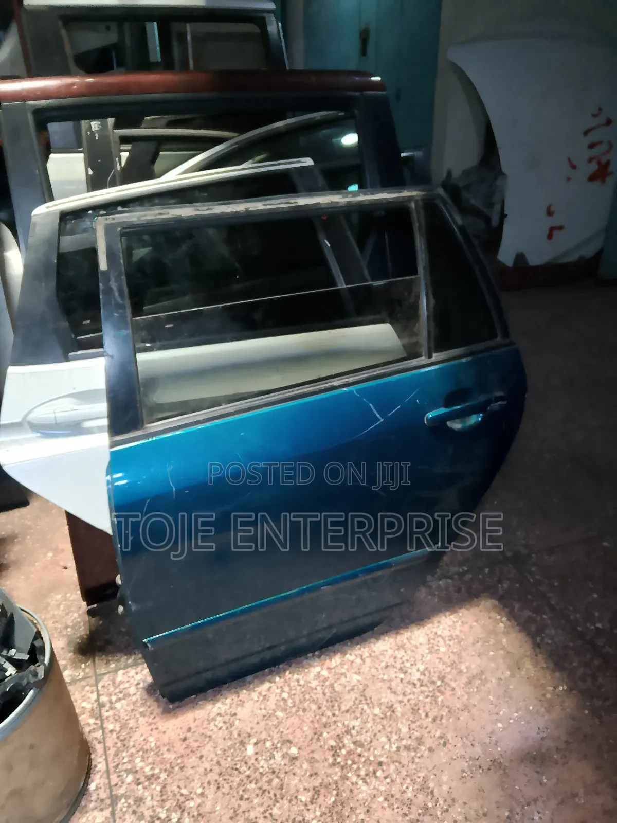 Filder Nze 2005 Back Left Complete Door at 