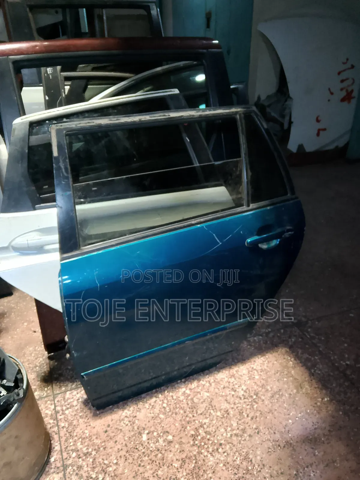 Filder Nze 2005 Back Left Complete Door at 