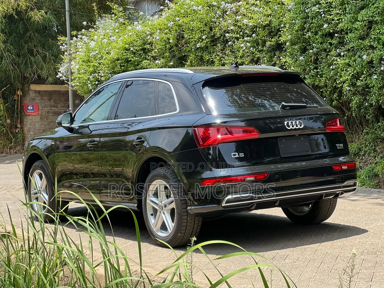 Audi Q5 2018 Black