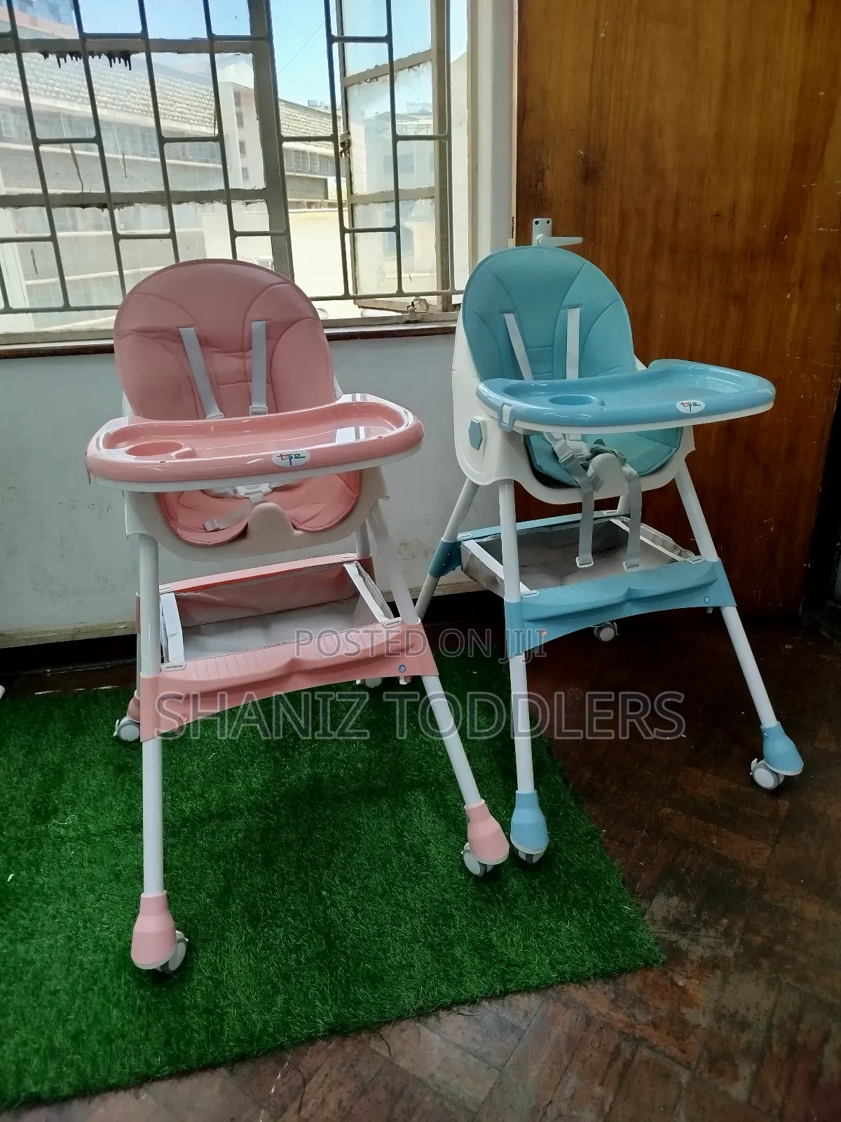 High Chair / Feeding Chair