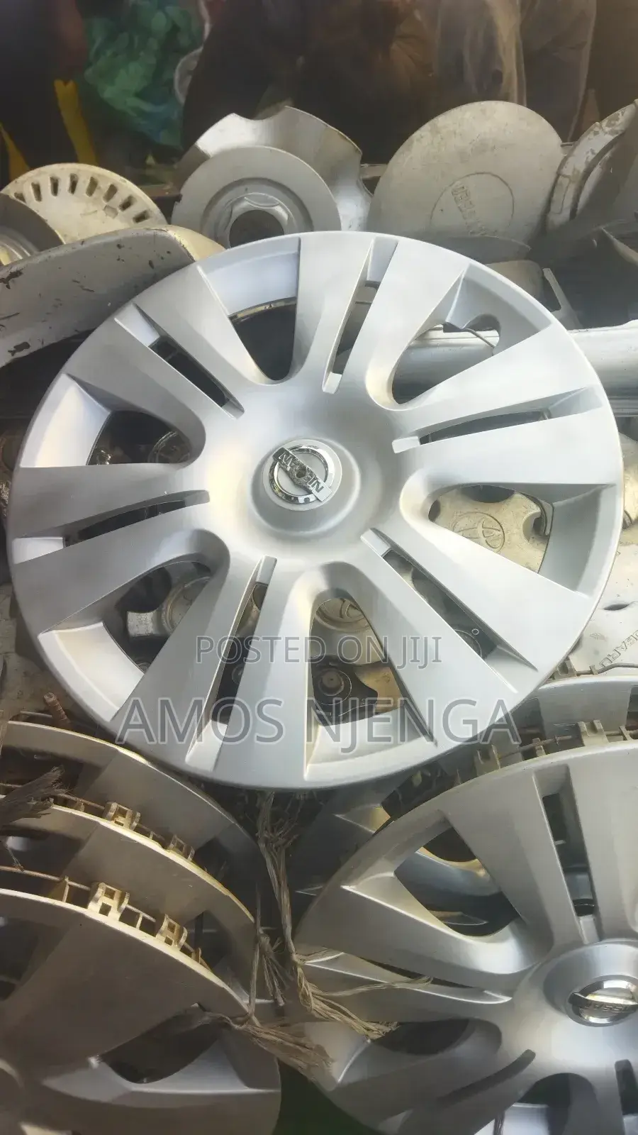 Nissan Wheel Caps