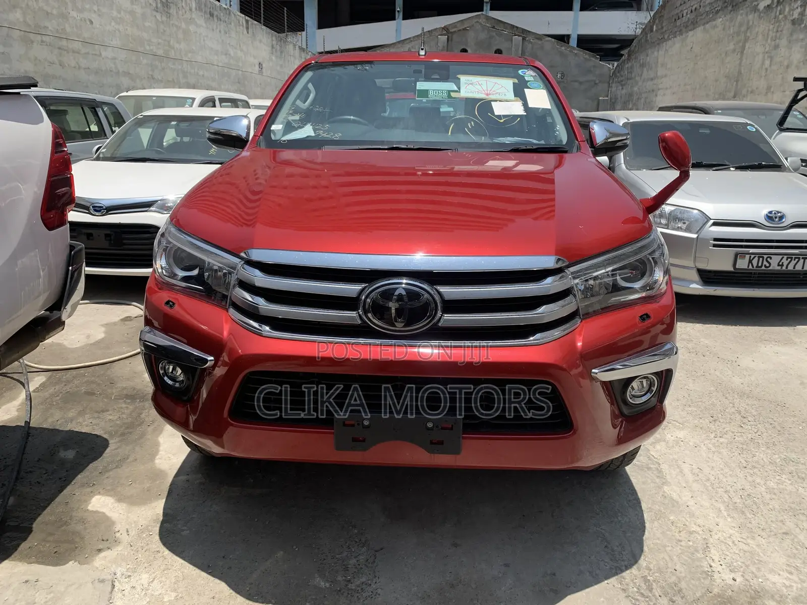 Toyota Hilux 2020 Red