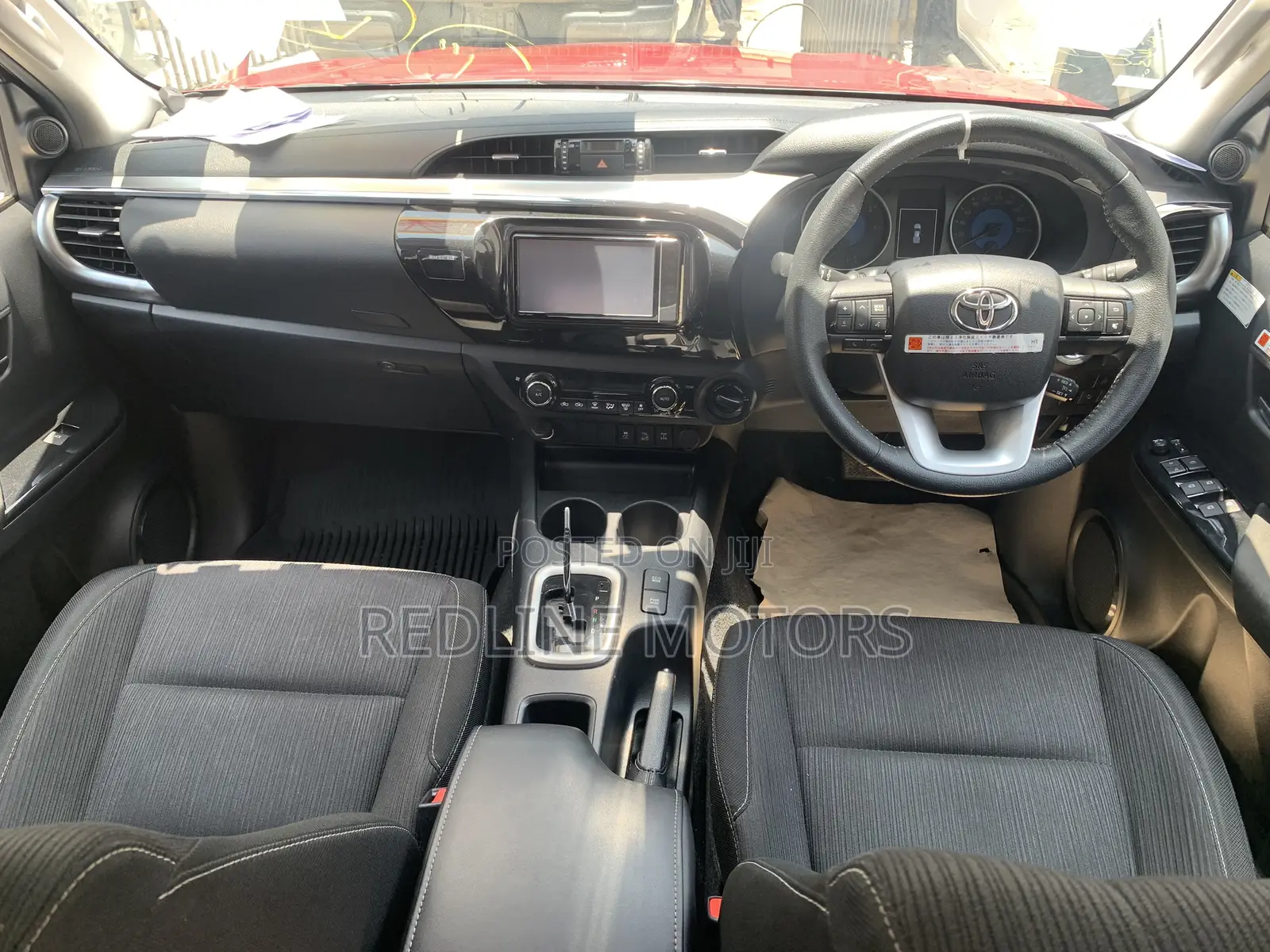Toyota Hilux 2020 Red
