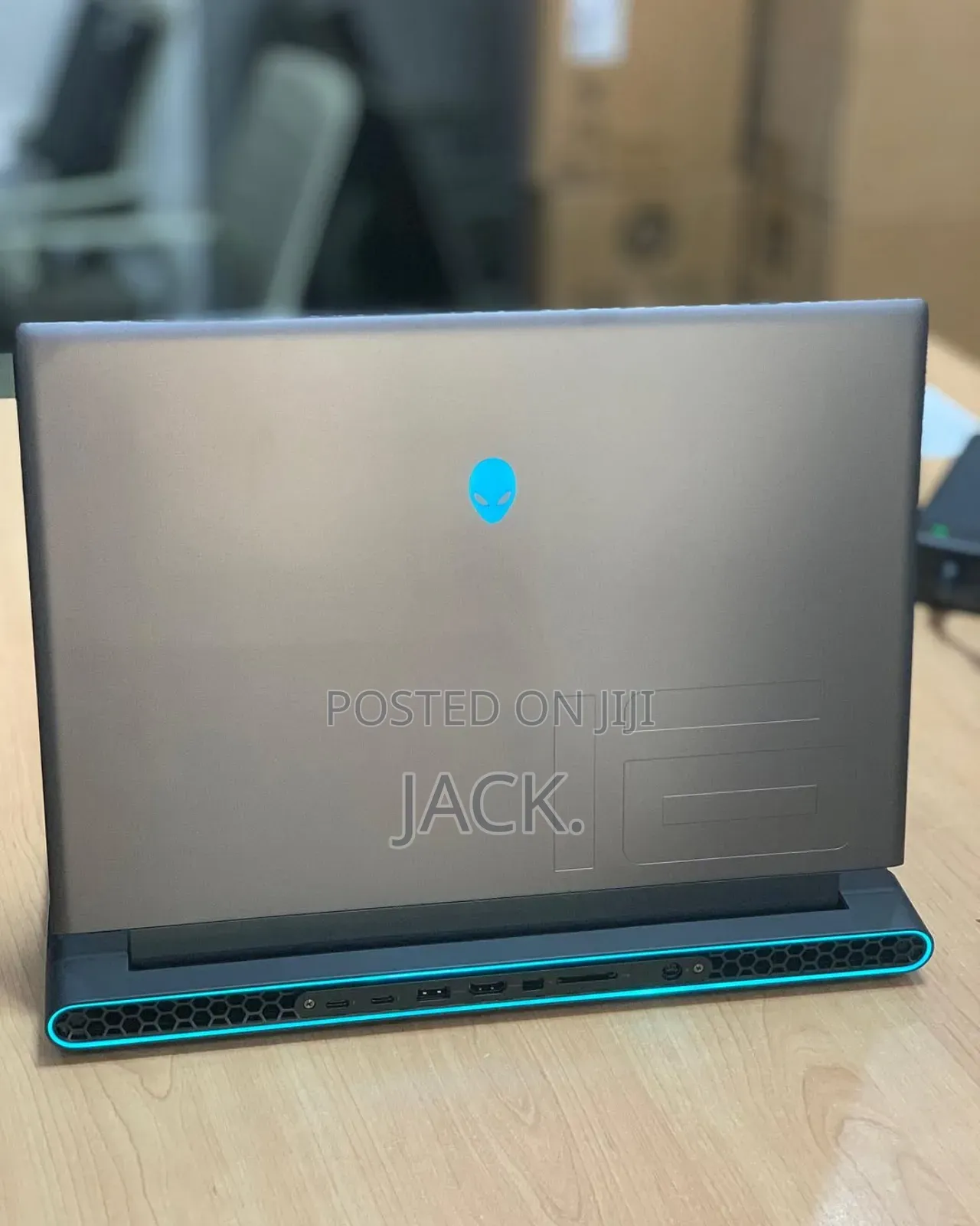Laptop Dell Alienware M16 R1 32GB Intel Core I9 SSD 1T