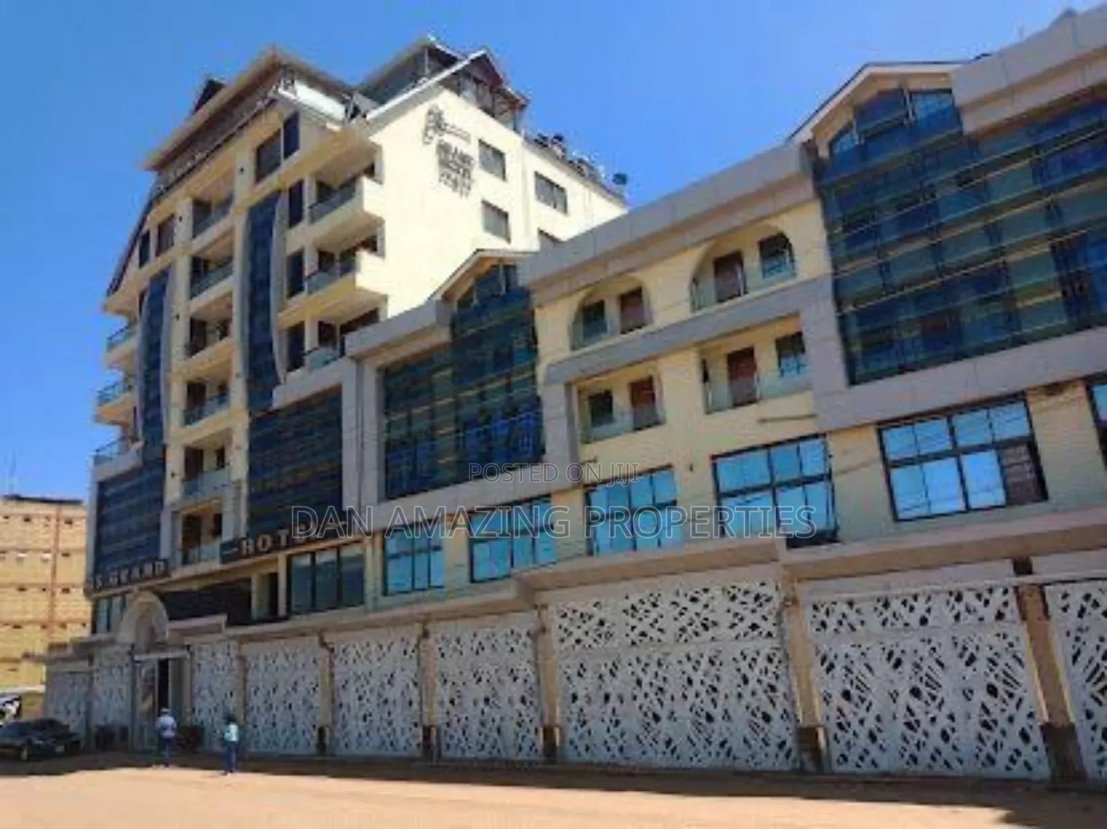 3 Star Hotel for Sale in Nairobi Along Thika Superhighway