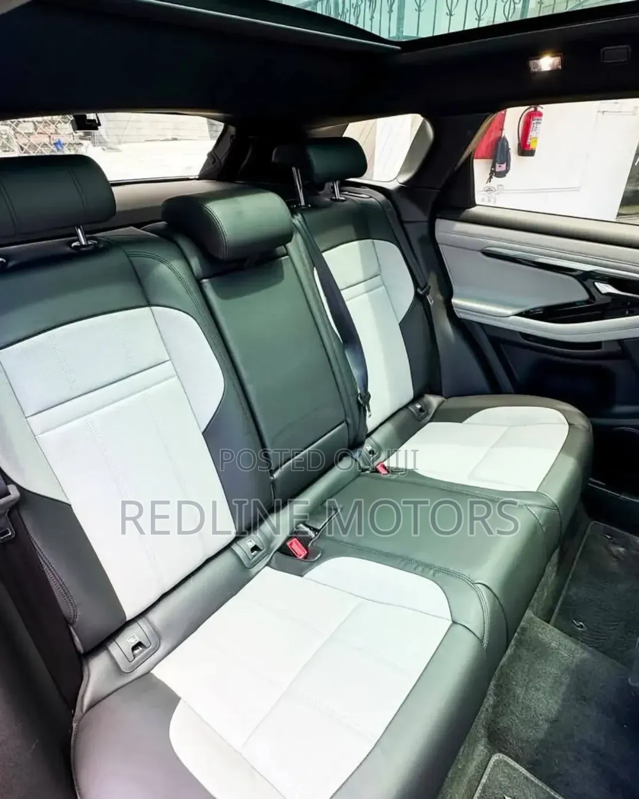Land Rover Range Rover Evoque 2019 Red
