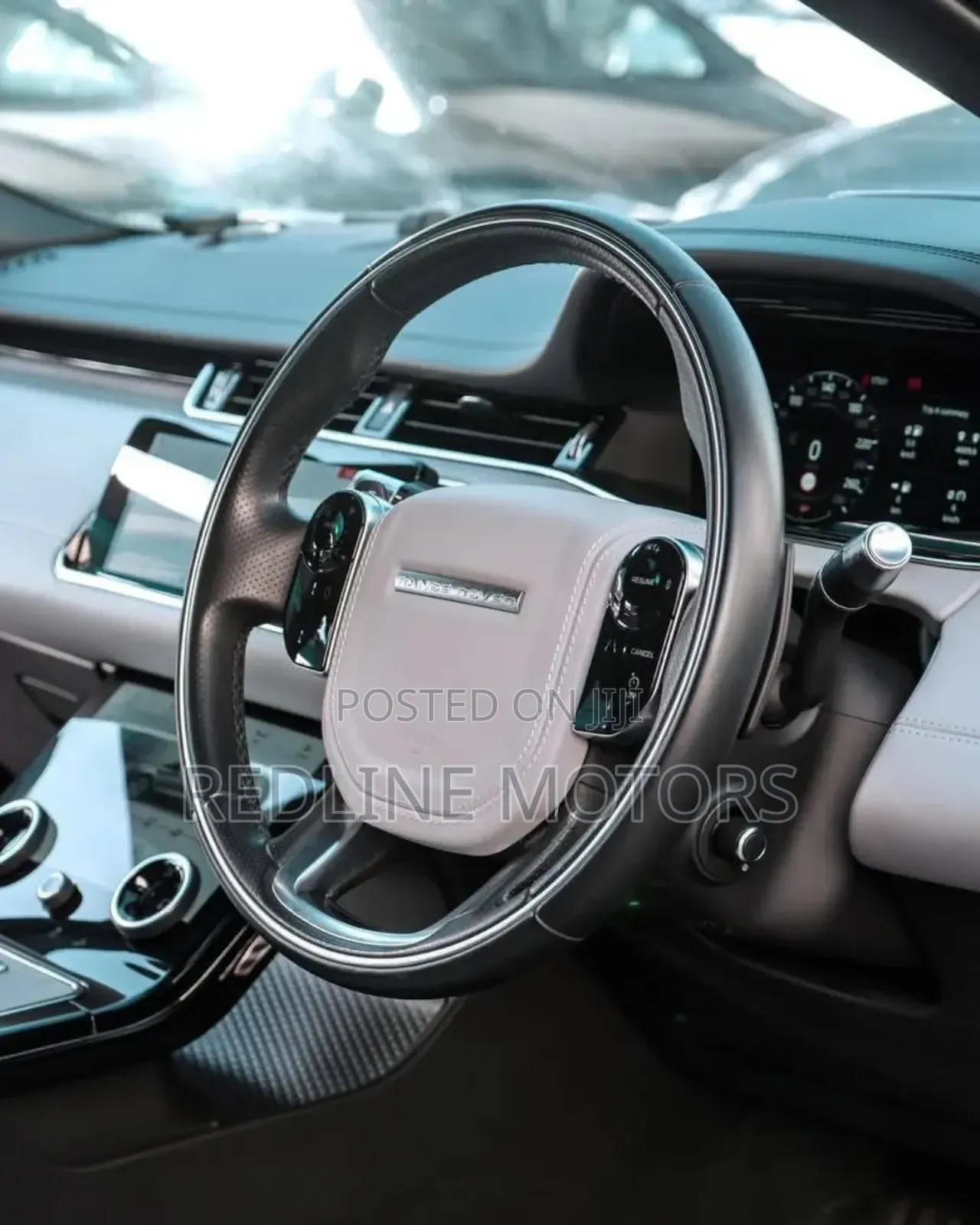 Land Rover Range Rover Evoque 2019 Red