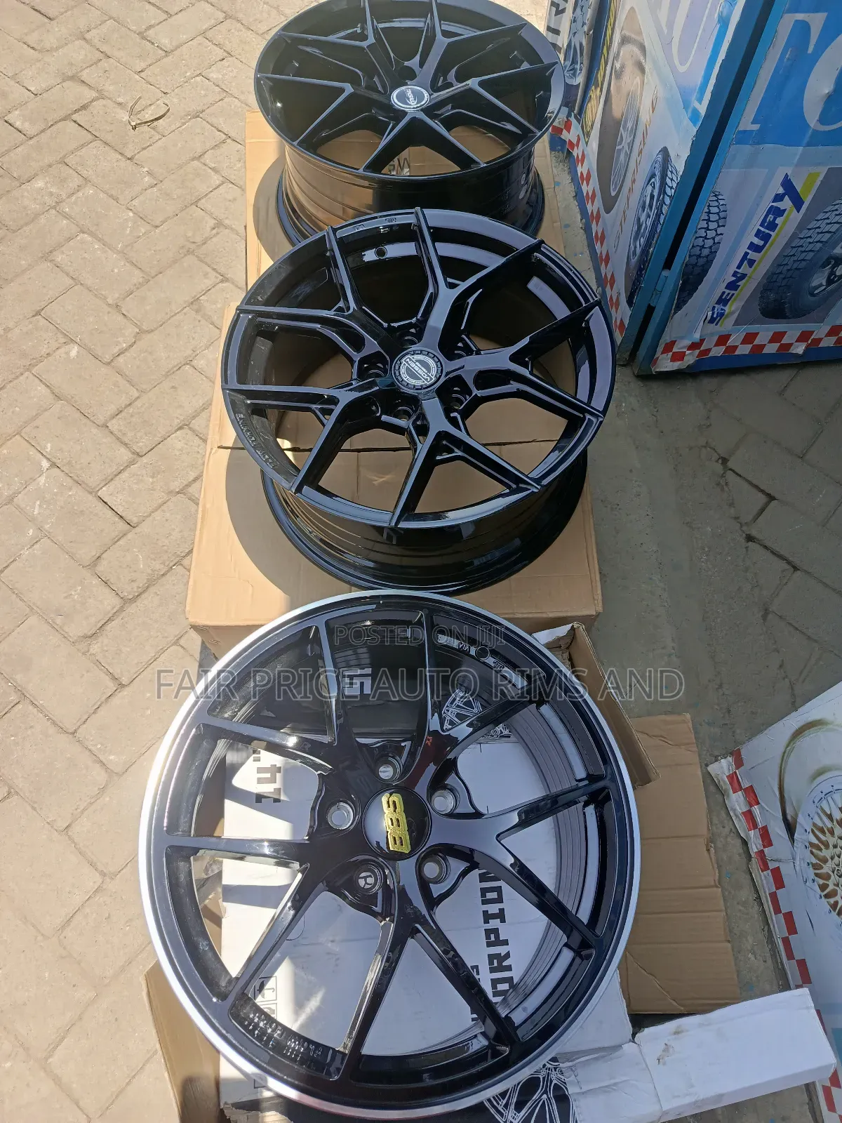 Size 17 /5/114.3 Black Sports Rim Maridadi Sana