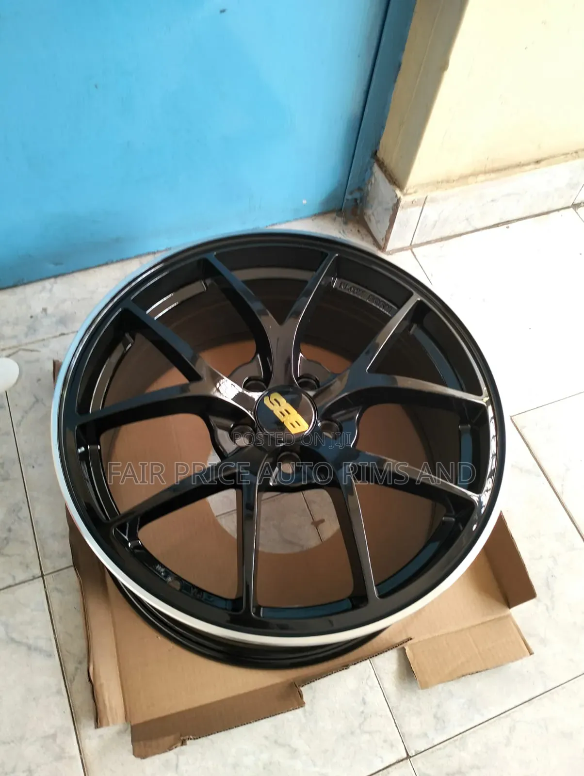 17 Inches Rims For 112 And 114 Vehicles.