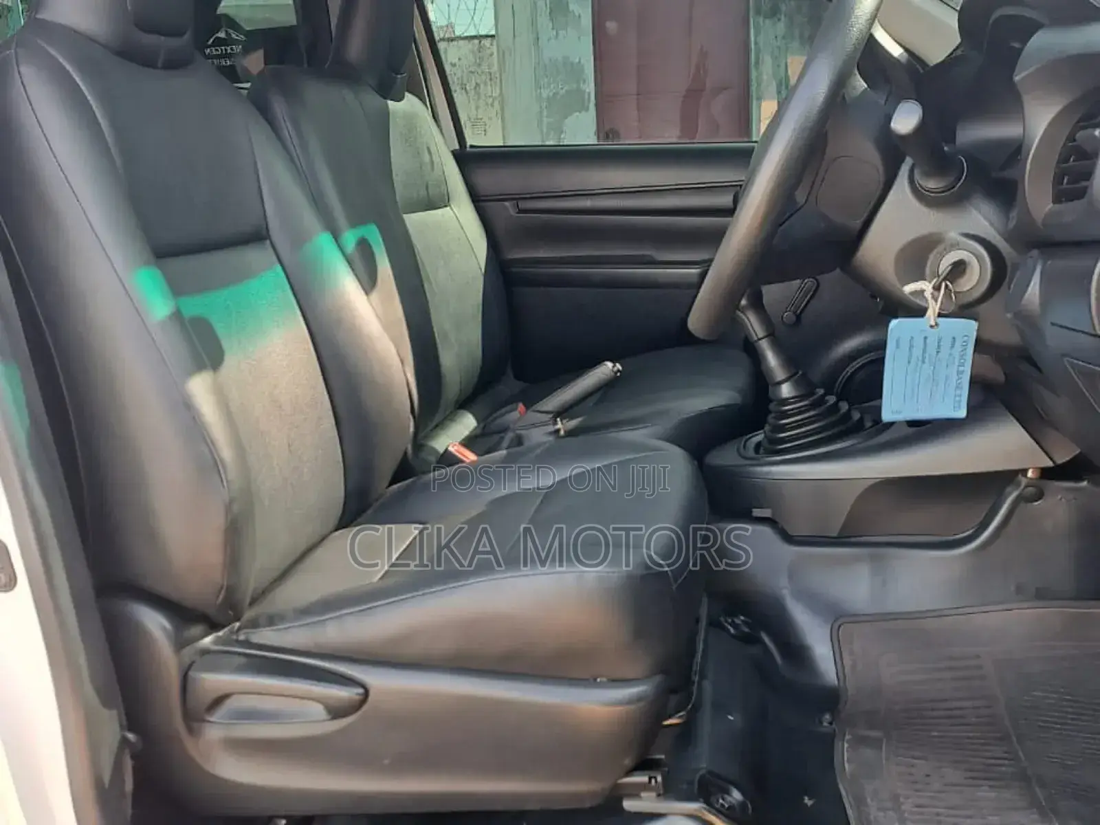 Toyota Hilux 2018 White