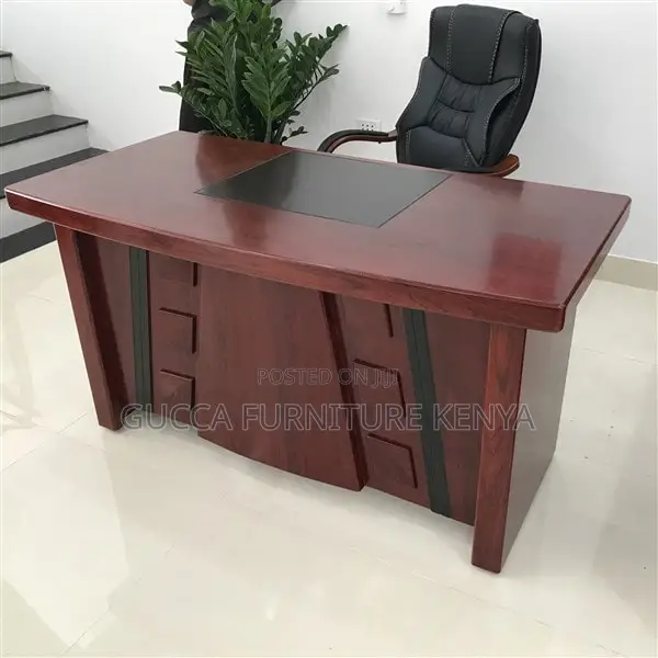 Office Tables: Office Director's Desk 1.4 Meters Surface