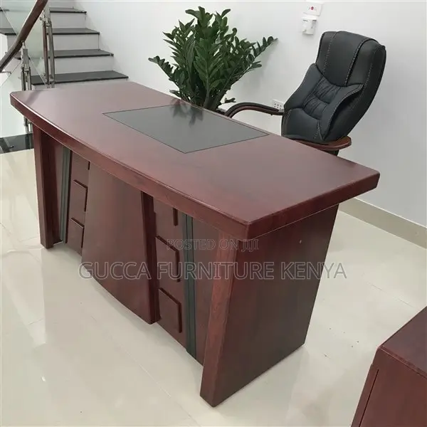 Office Tables: Office Director's Desk 1.4 Meters Surface
