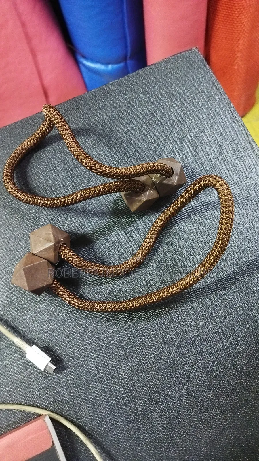 Optimal Brown Curtains Holder