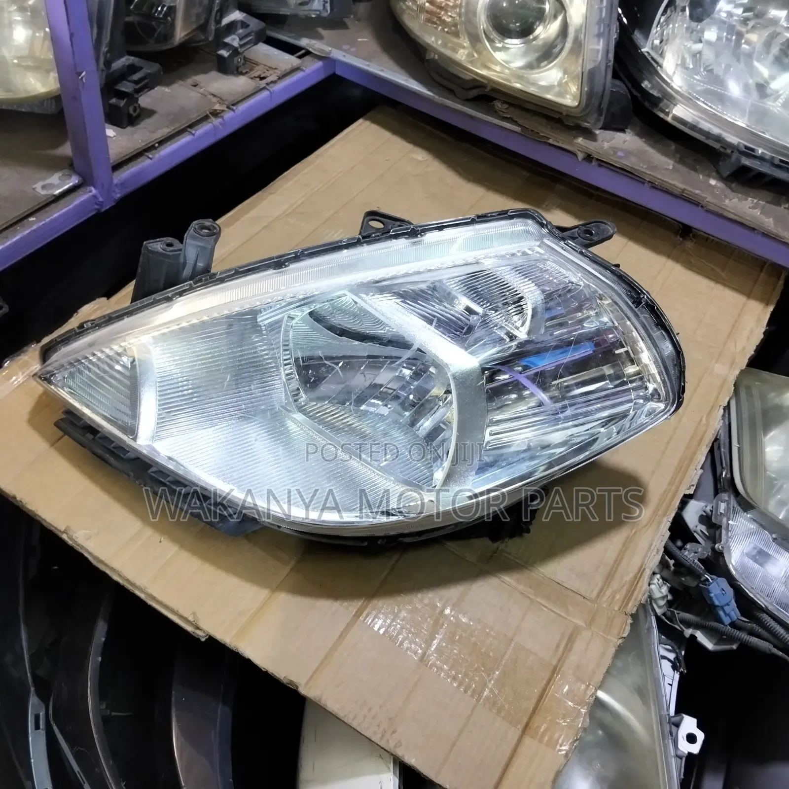 Nissan Tiida 2005/2007 Non Xenon Head Lamp, Ex Japan