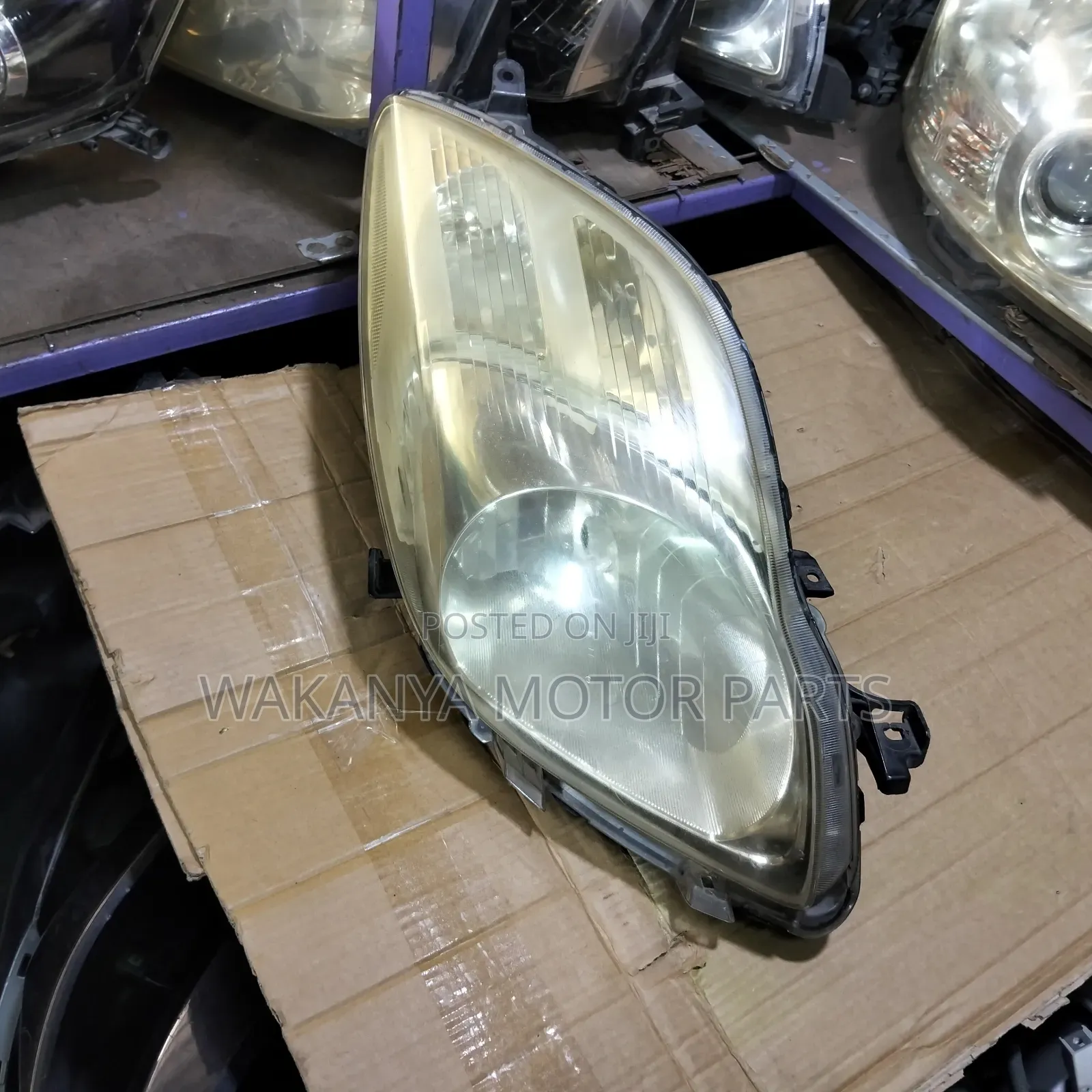 Toyota Vitz 2008/2010 Non Xenon Head Lamp. Clean Ex Japan