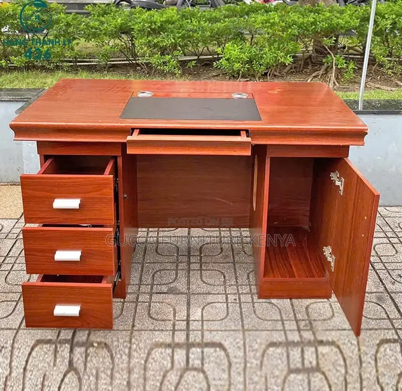 Office Tables: 140cm Leather Cladding Director's Table