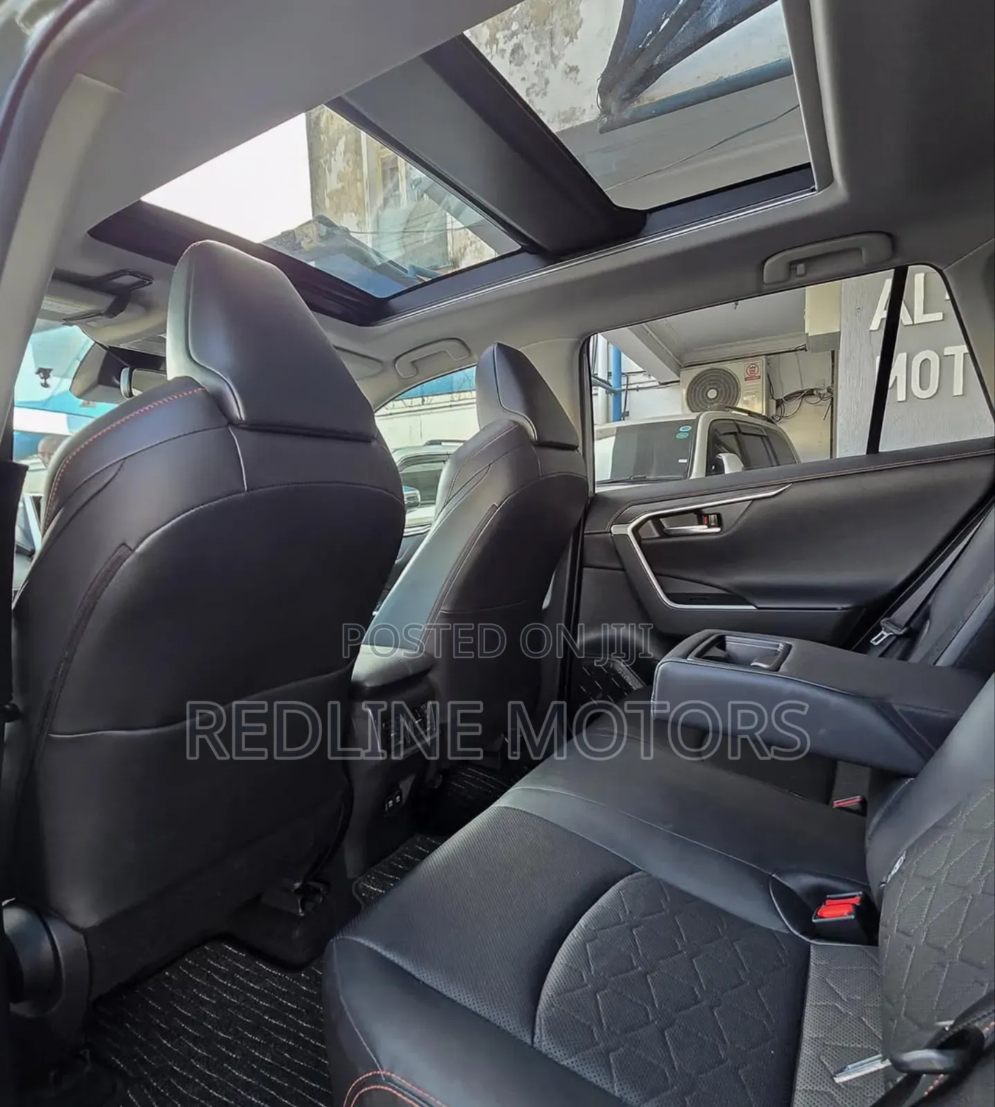 Toyota RAV4 XLE Premium AWD 2020 Green