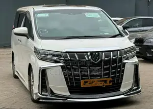 Toyota Alphard 2.5 Petrol AWD 2018 Pearl