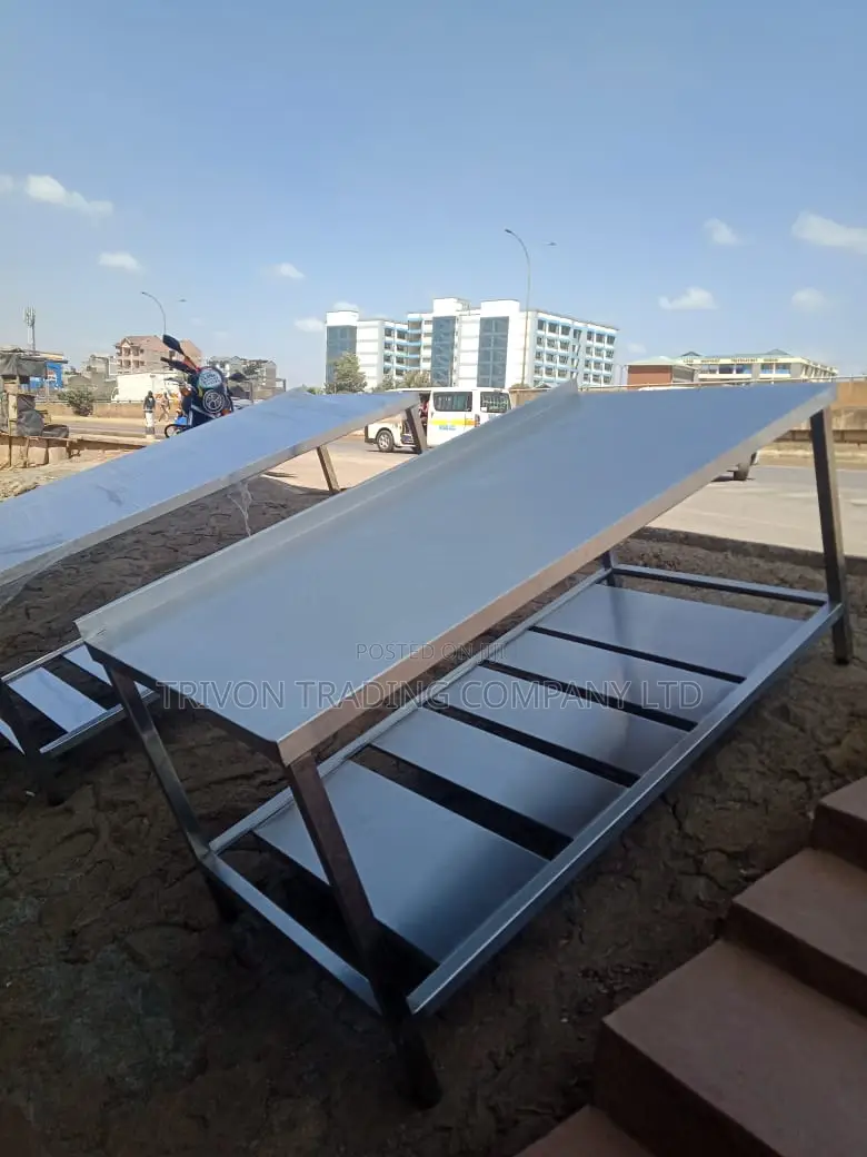 High-Quality Stainless Steel Table (4*6 Ft)