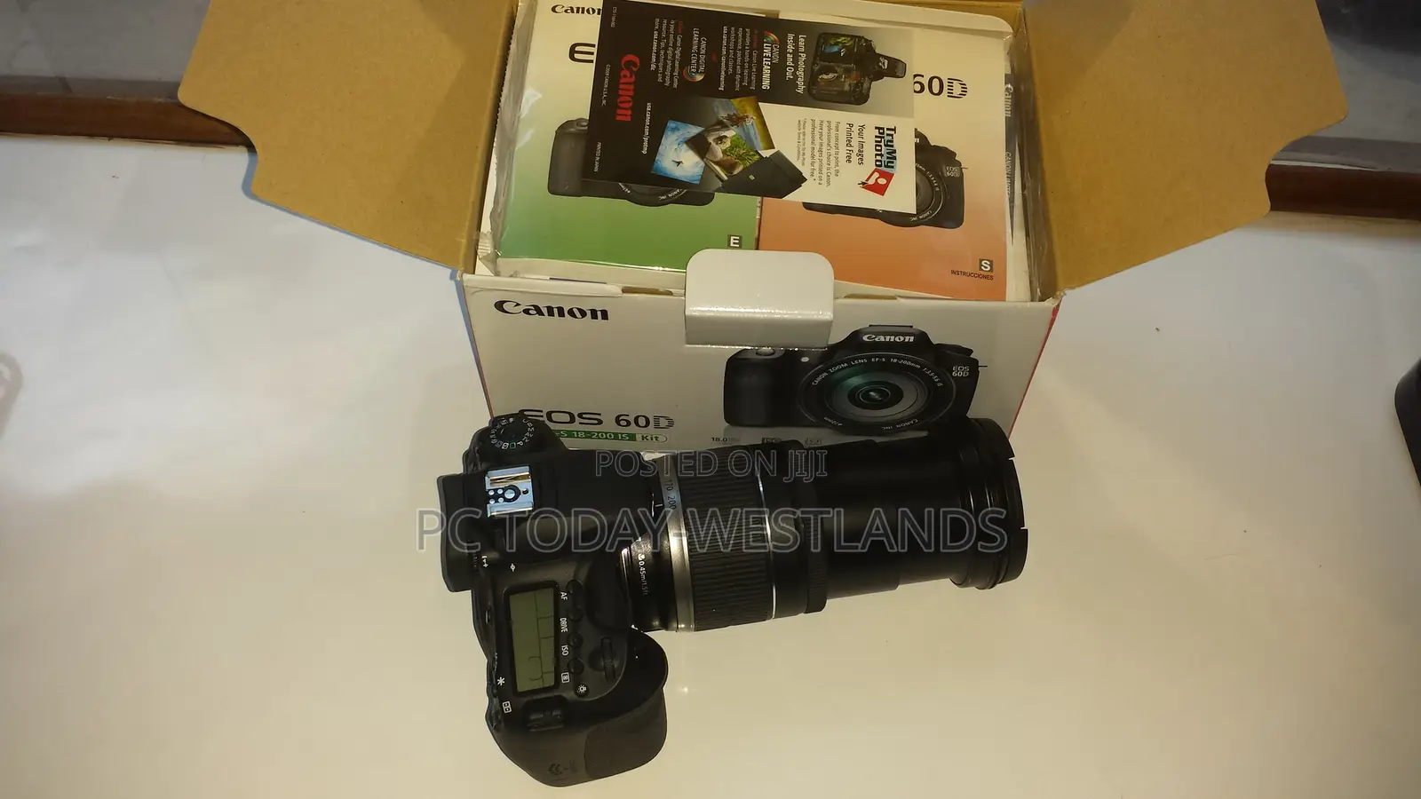 Canon Eos 60d Digital SLR Camera With Ef-S 18-200mm Lens