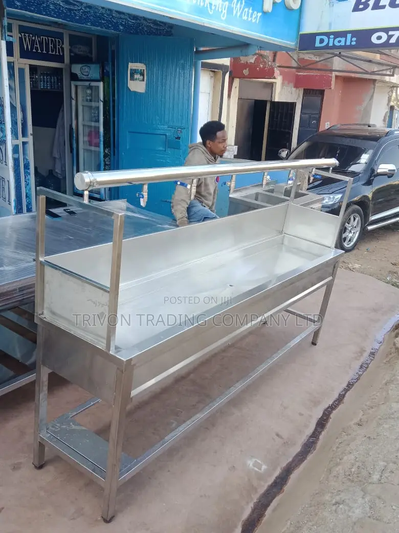 Industrial 6-Tap Liquid Filling Machine