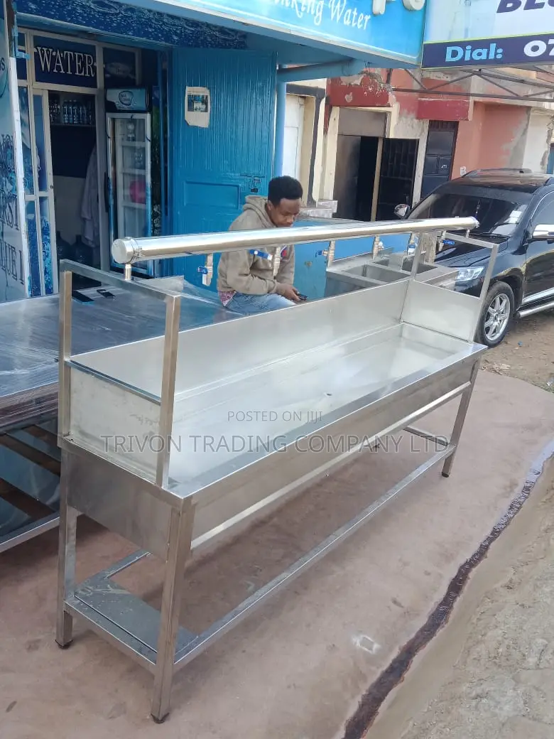 Industrial 6-Tap Liquid Filling Machine