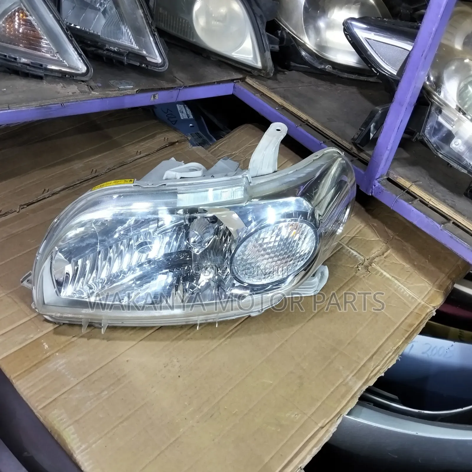 Toyota Porte 2005/2011 Xenon Shiny Headlight, Clean Ex Japan