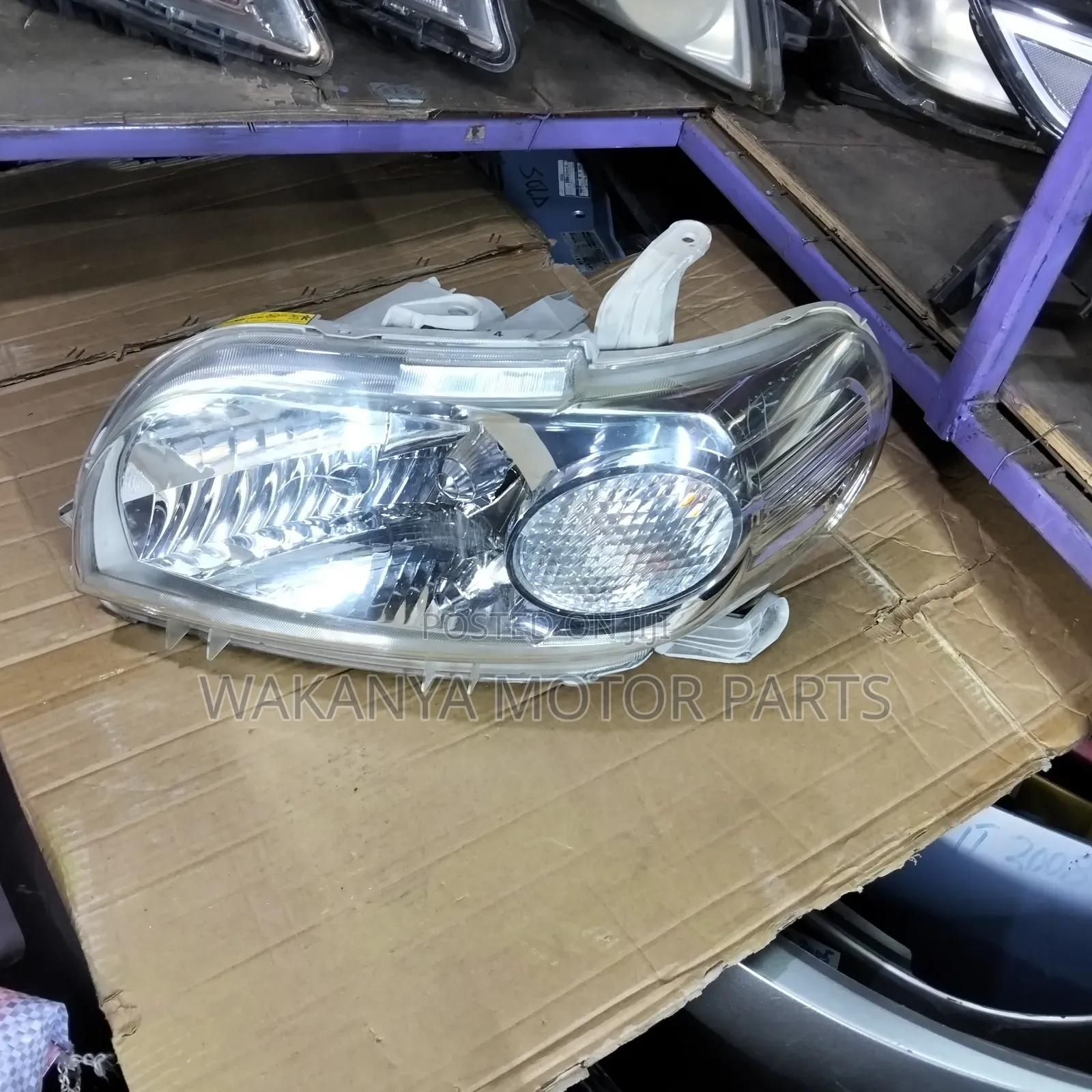 Toyota Porte 2005/2011 Xenon Shiny Headlight, Clean Ex Japan
