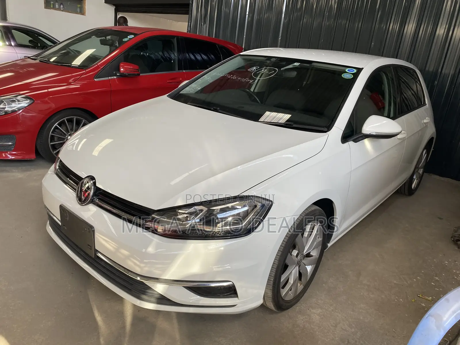 Volkswagen Golf 2018 White
