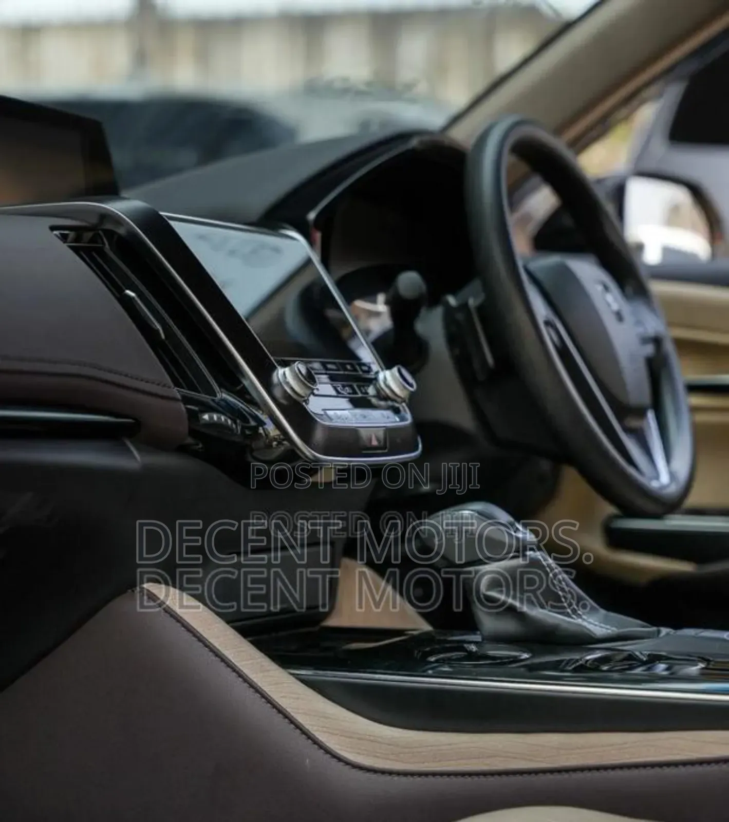 Toyota Crown 2018 Black