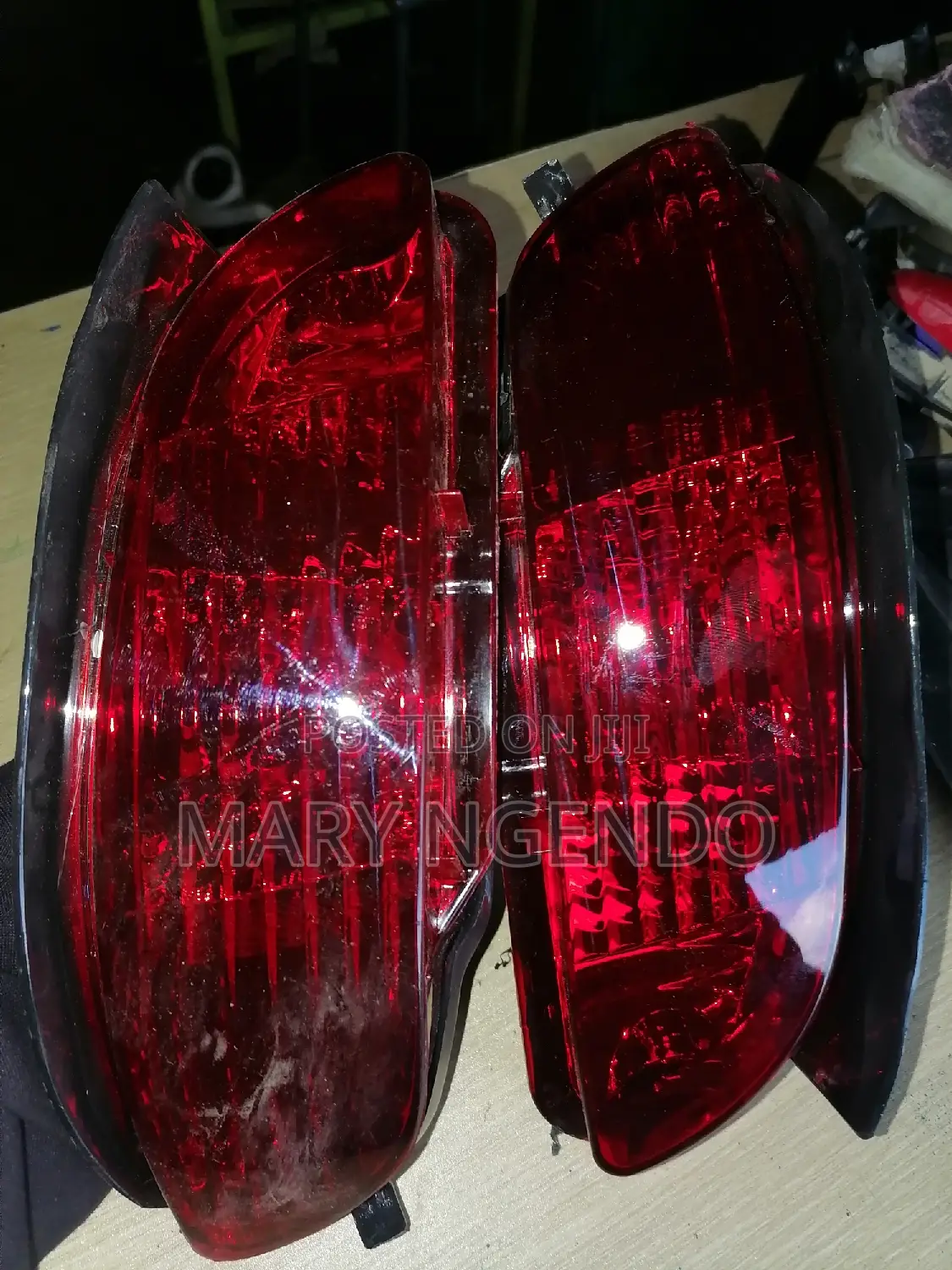 Rear Bumper Reflector for Harrier 240