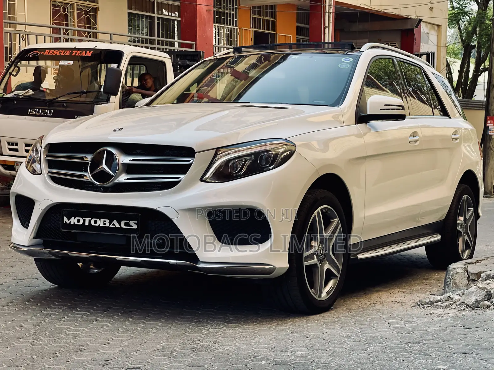Mercedes-Benz GLE-Class GLE 350d 4MATIC 2018 Pearl