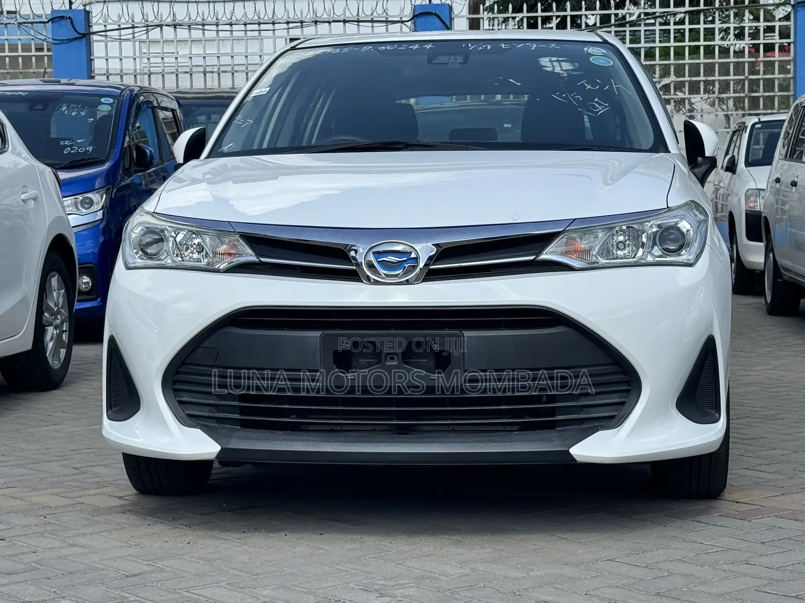 Toyota Corolla Fielder 2018 White