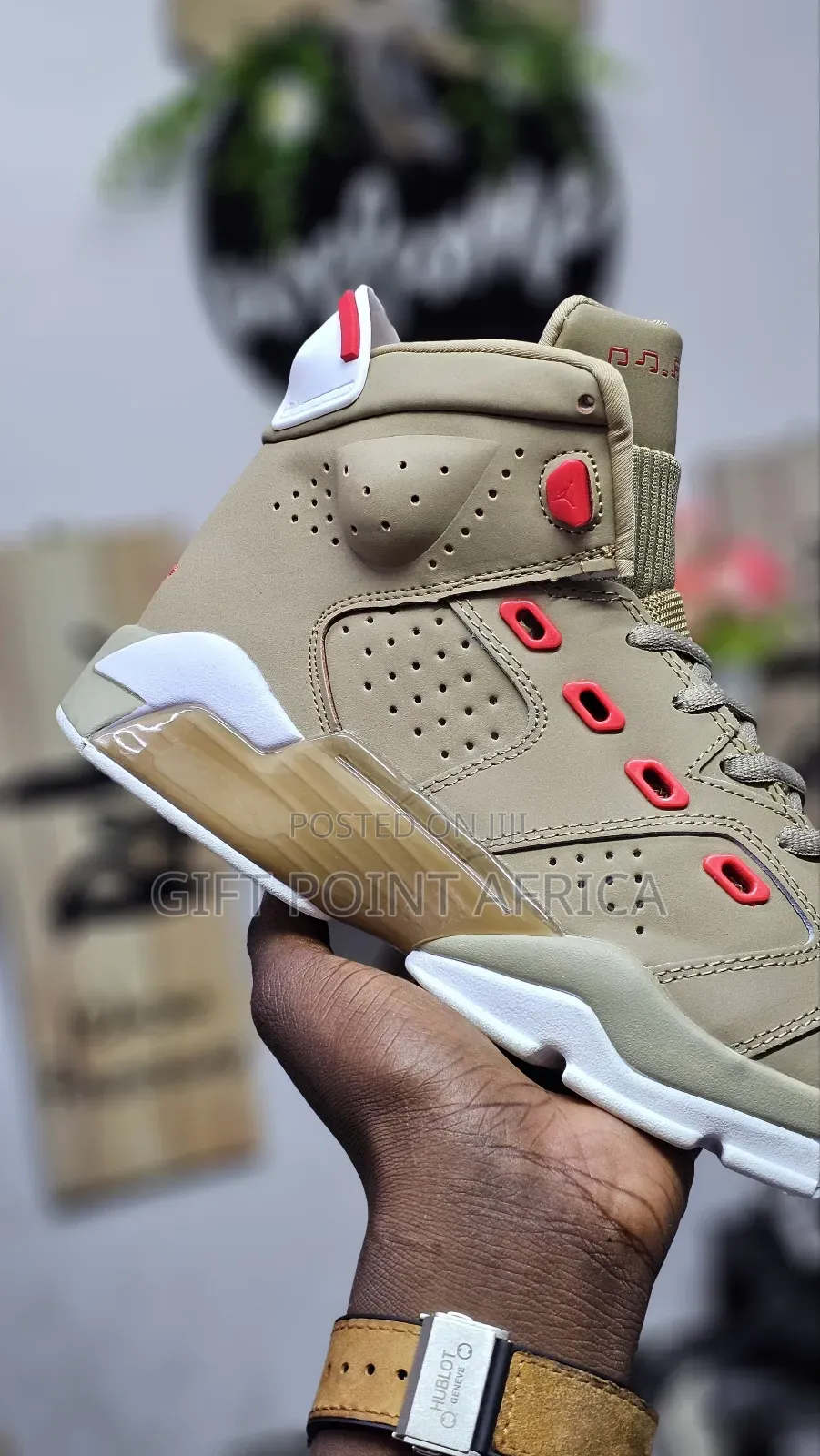 New
Jordan 6 Retro Sneakers